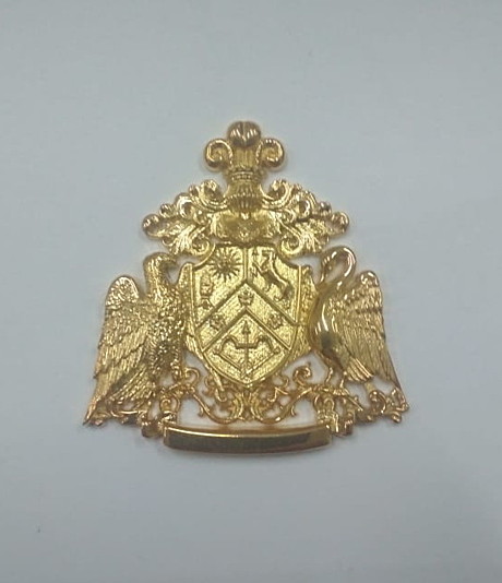 Брошь с гербом