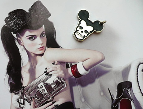 Подвеска Череп Микки Мауса